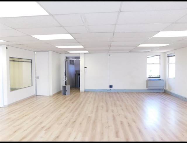 118M² OFFICE TO LET IN BORDEAUX